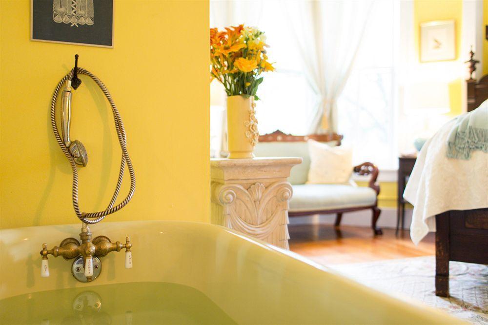 High Meadows Vineyard Inn Scottsville エクステリア 写真